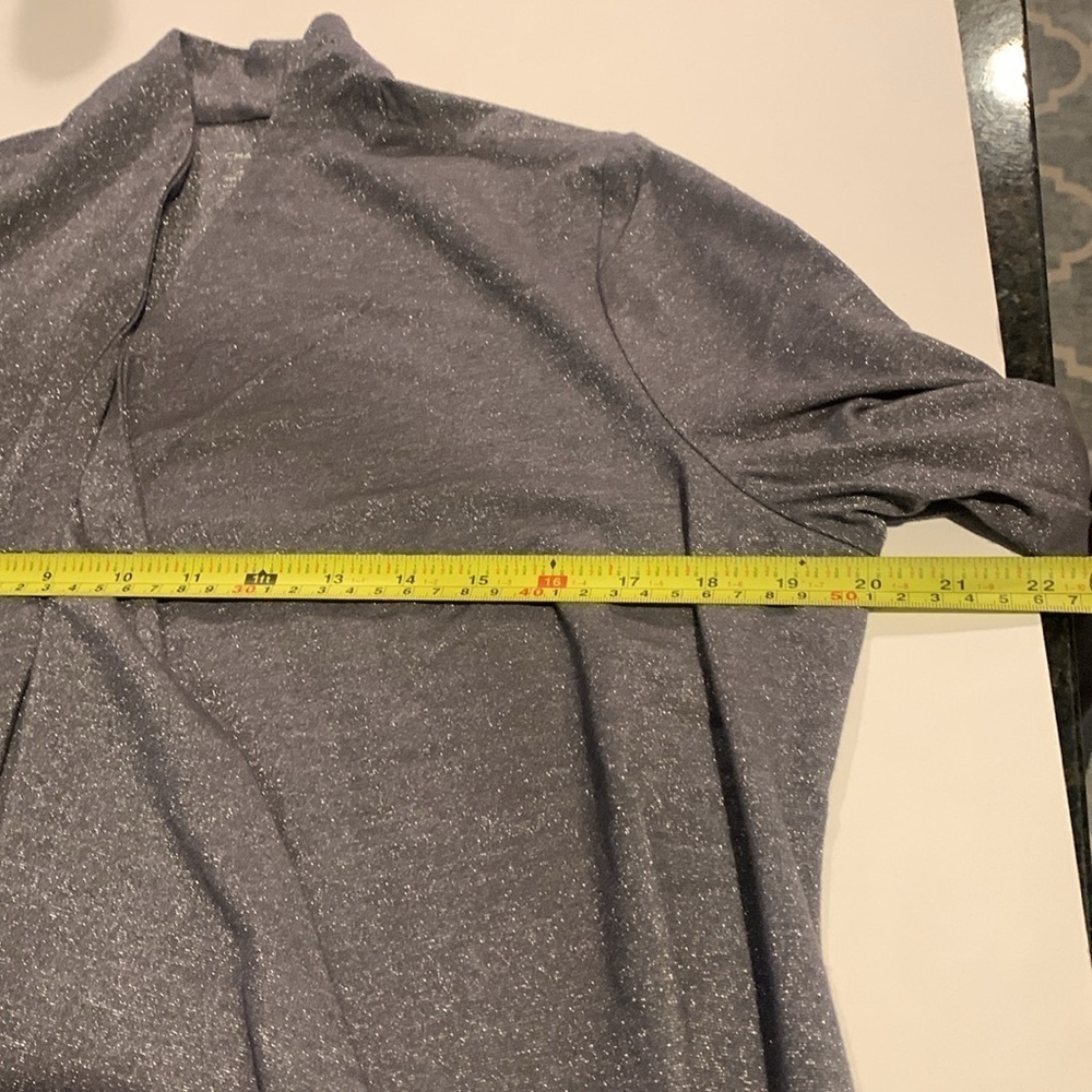 Women’s Charter Club 2 piece cardigan and tank set. Gray. Size petite medium. - Picture 7 of 8